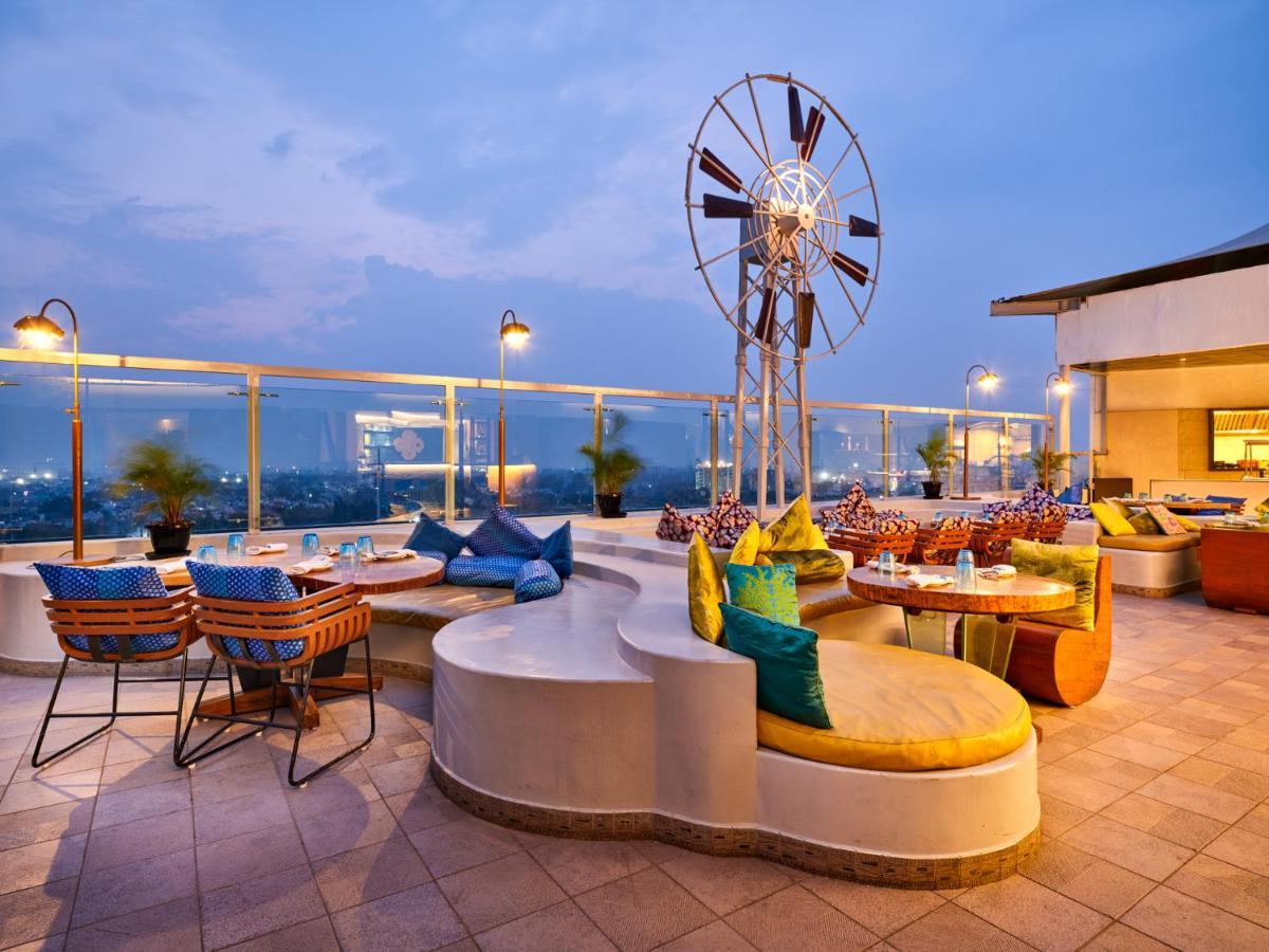 Sayaji Indore Buitenkant foto