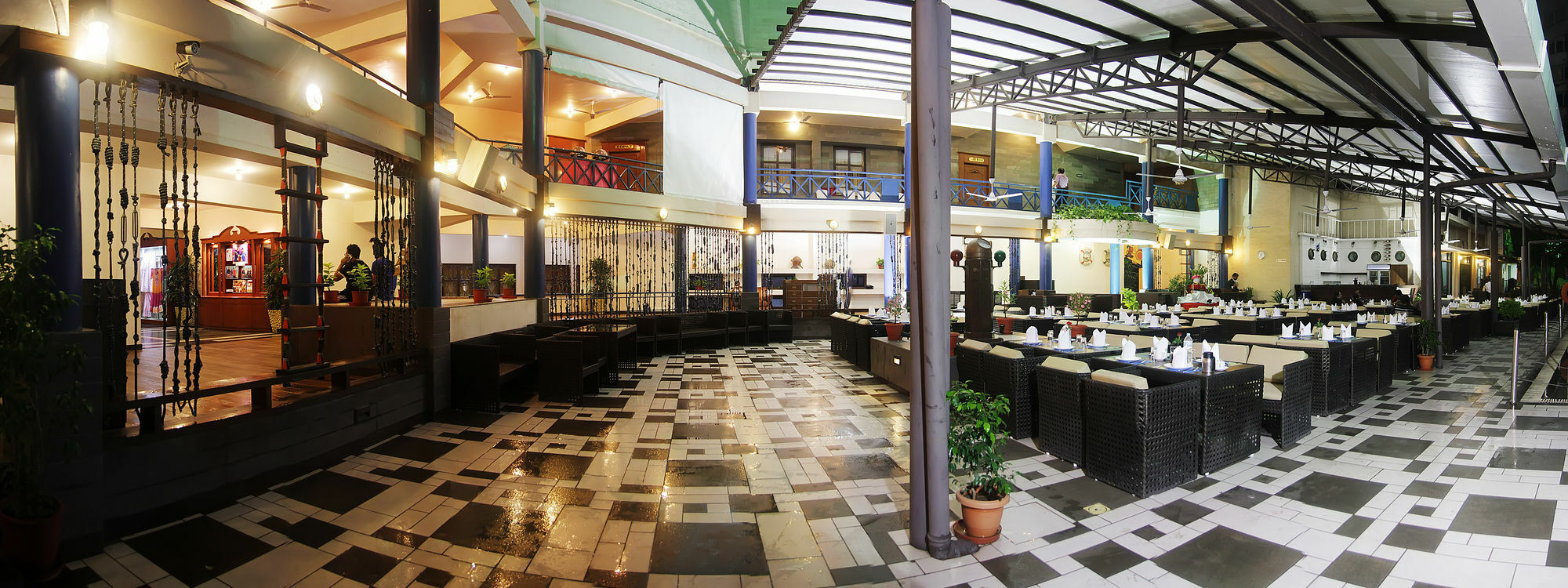 Sayaji Indore Buitenkant foto